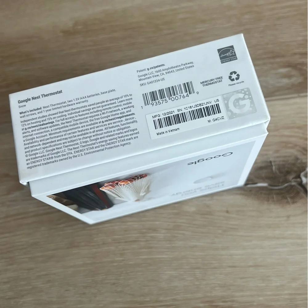 NWT Google Smart Nest Thermostat in Snow